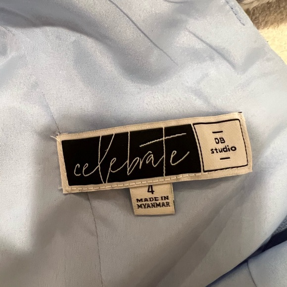 David’s Bridal/ Powder Blue Gown / Size 4 - Picture 2 of 6